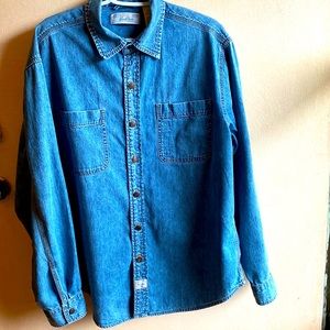 Levi Strauss Signature Riveted Denim Shirt men’s size L